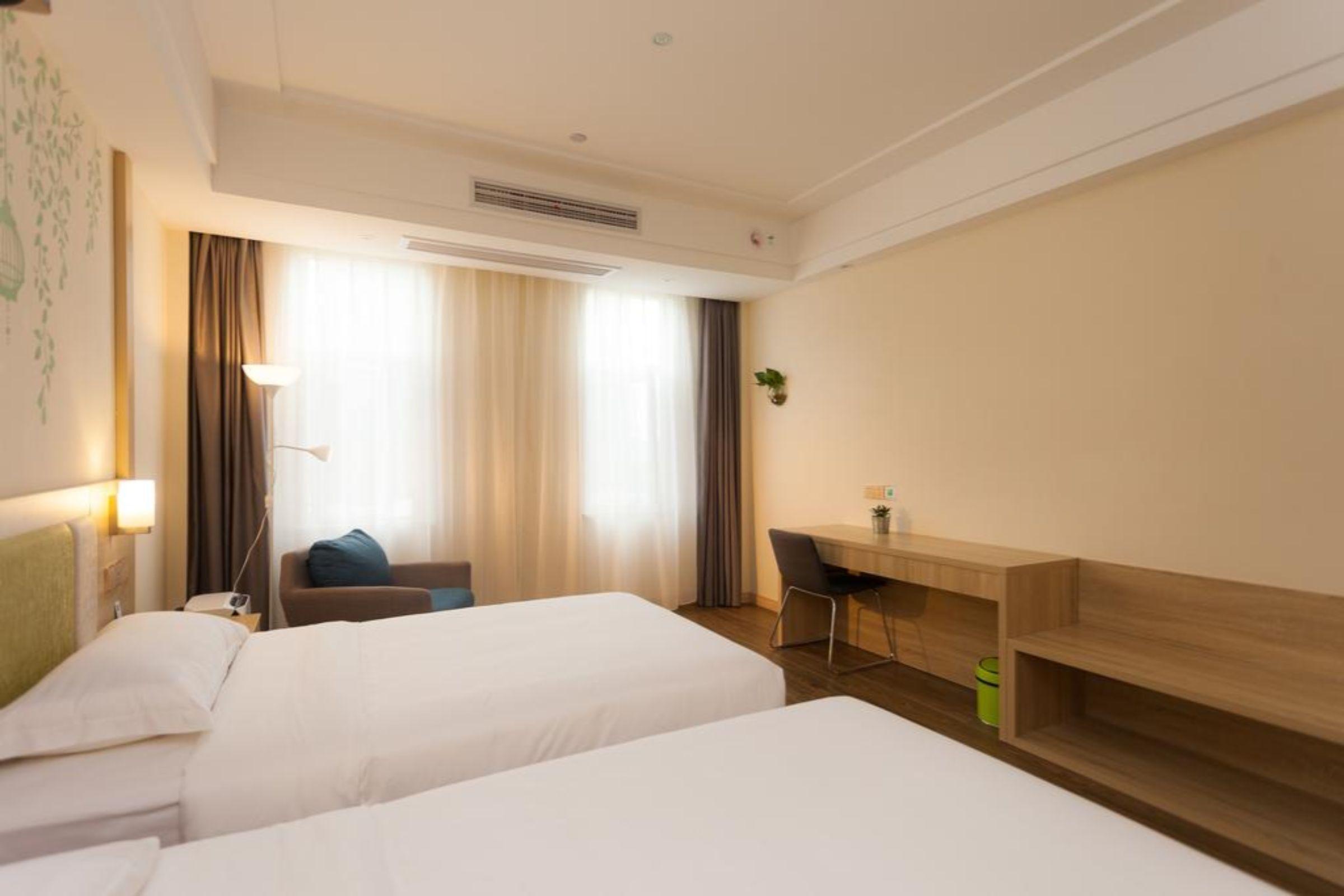 Ibis Styles Nantong Development Zone Shimao Plaza Hotel Exterior photo